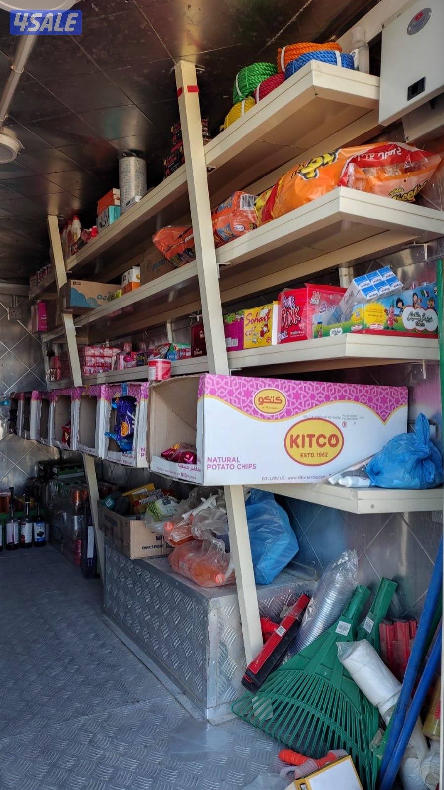 بقالة مرسيدس نظيفة ومعها جميع أغراضها كامله بضاعه وماطور2