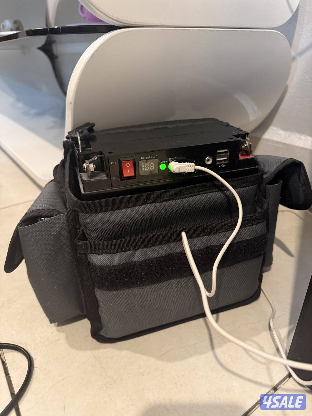 للبيع بطاريات كشتات تشغل لك ليتات لمدة ٨ إلى ١٠ ساعات متواصله1