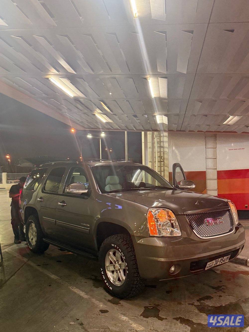 للبيع يوكن دبل قير 20110