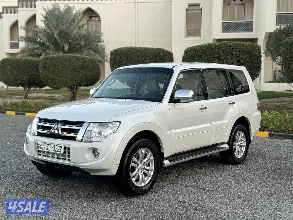 ميتسوبيشي باجيرو موديل 2014 بحاله ممتازه جدا0