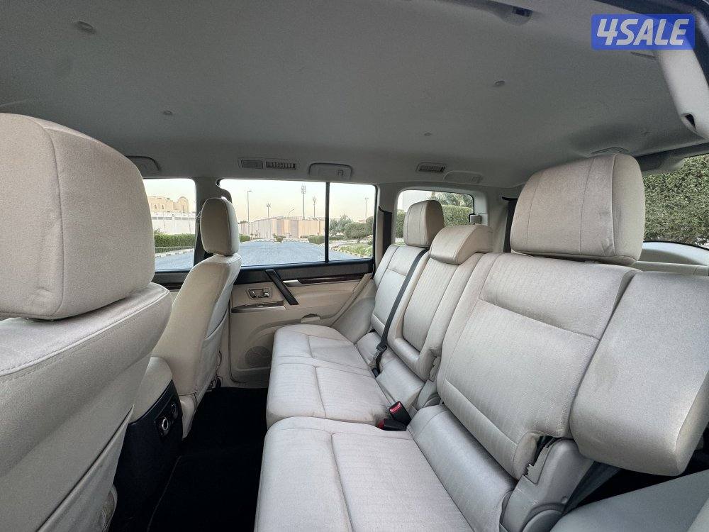 ميتسوبيشي باجيرو موديل 2014 بحاله ممتازه جدا6