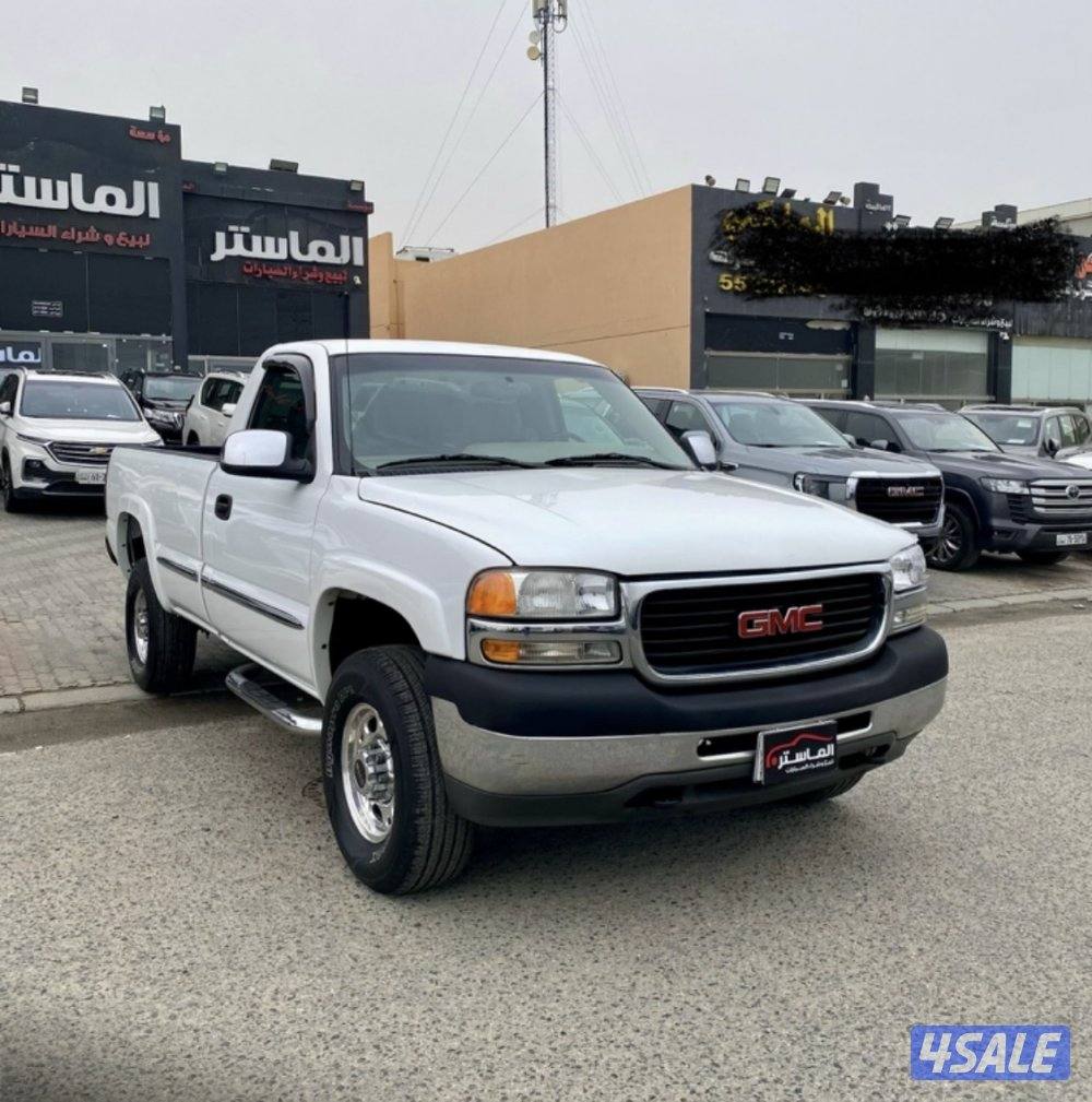 وانيت GMC HD امريكا موديل 2002 عداد 178 ميل2