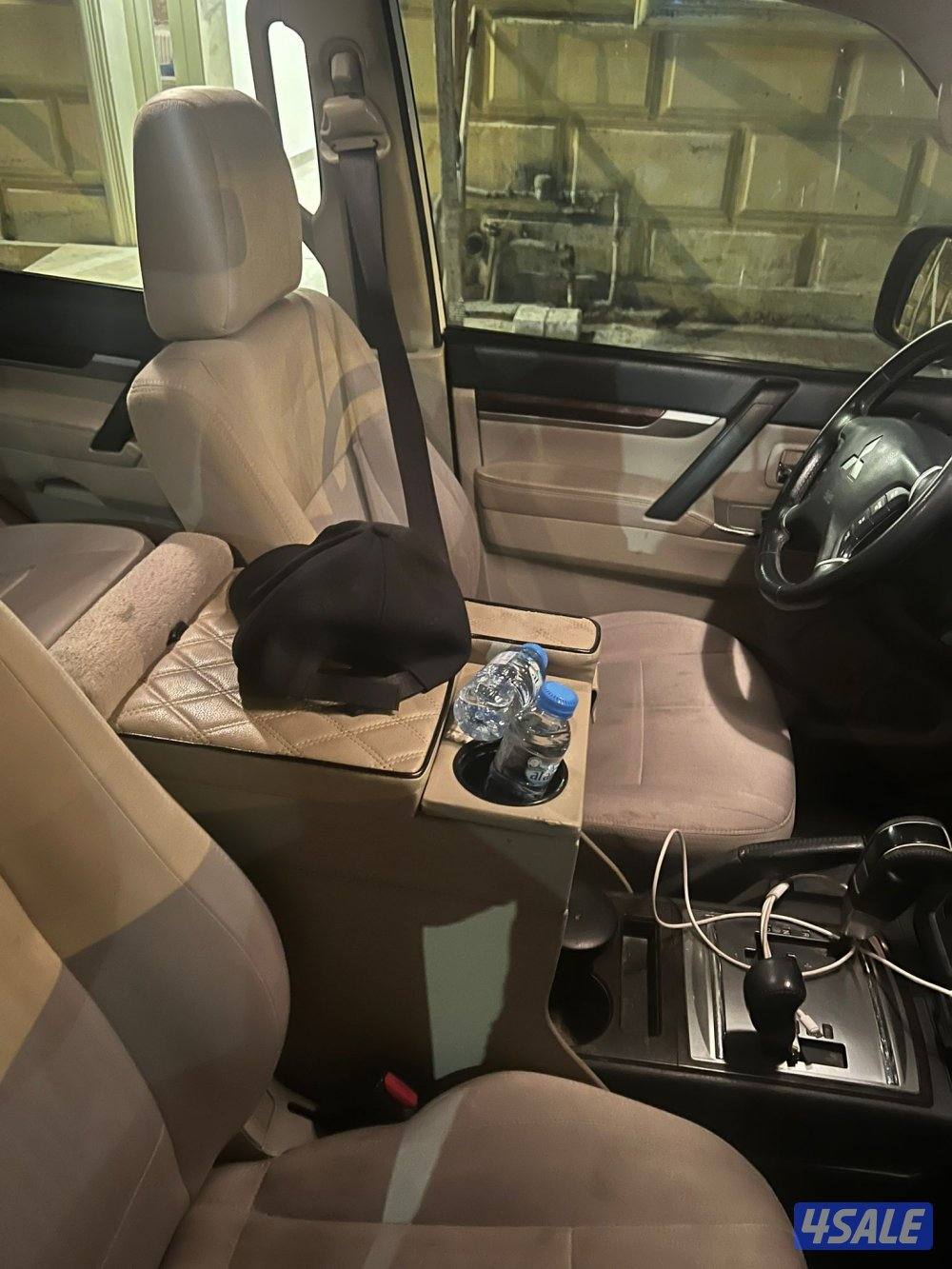 للبيع جيب باجيرو موديل 2017لون ابيض السياره استعامل شخصي7