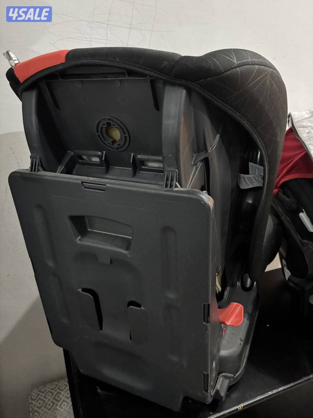 عربة اطفال و مقعد سيارة للاطفال و للرضع10