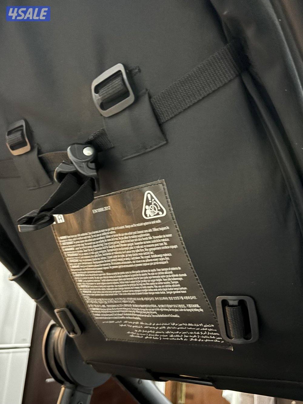 عربة اطفال و مقعد سيارة للاطفال و للرضع12