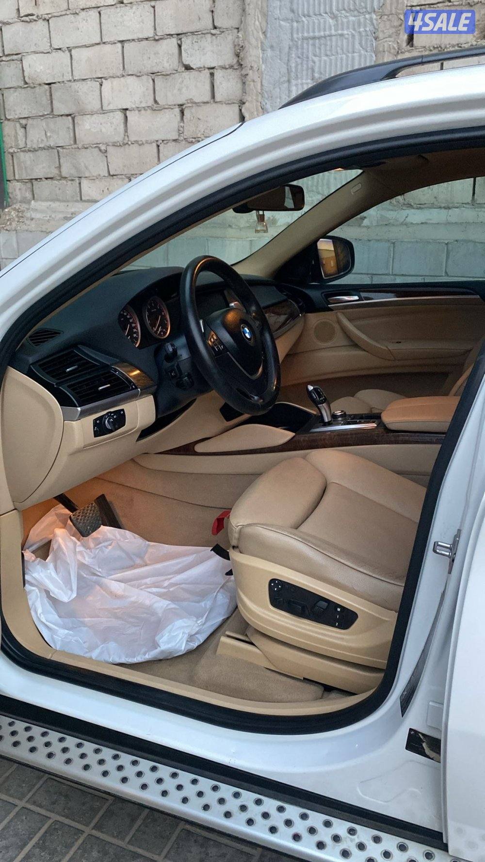 للبيع جيب بي ام  X64