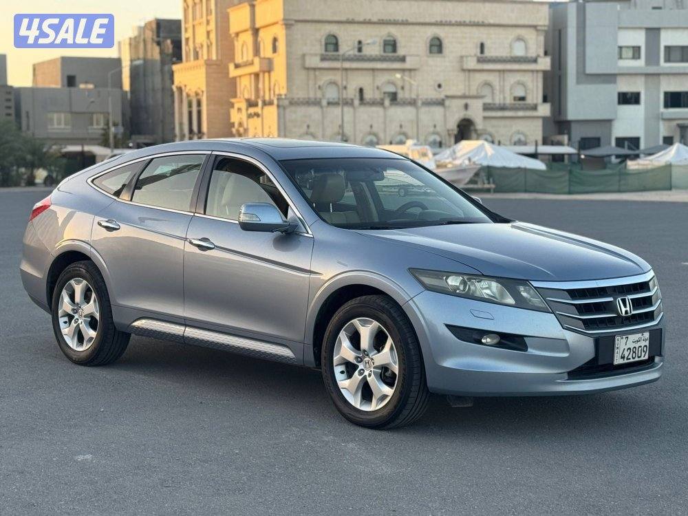 للبيع هوندا بحاله ممتازه سيرفس وكاله1
