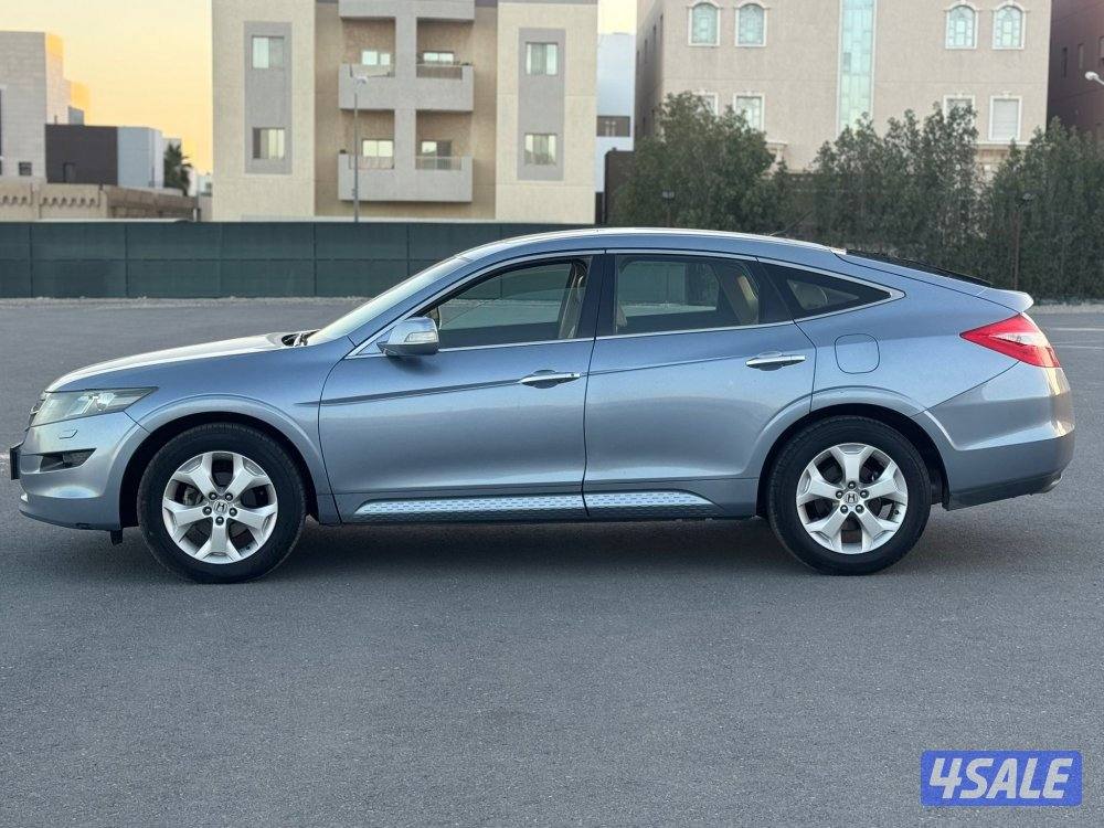 للبيع هوندا بحاله ممتازه سيرفس وكاله2