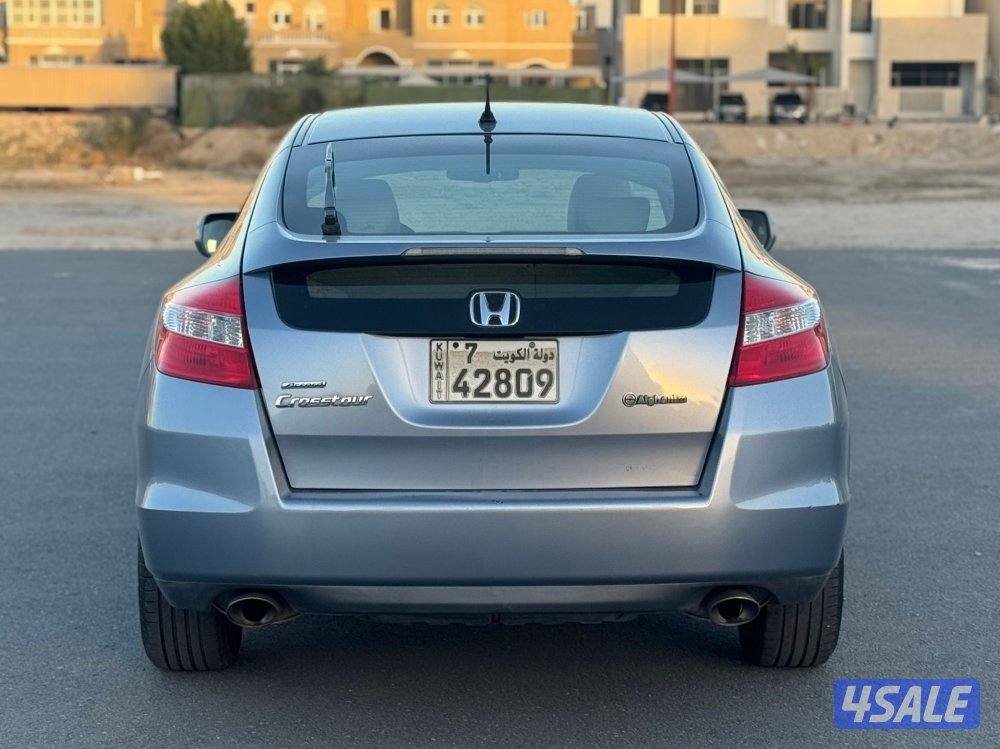 للبيع هوندا بحاله ممتازه سيرفس وكاله4