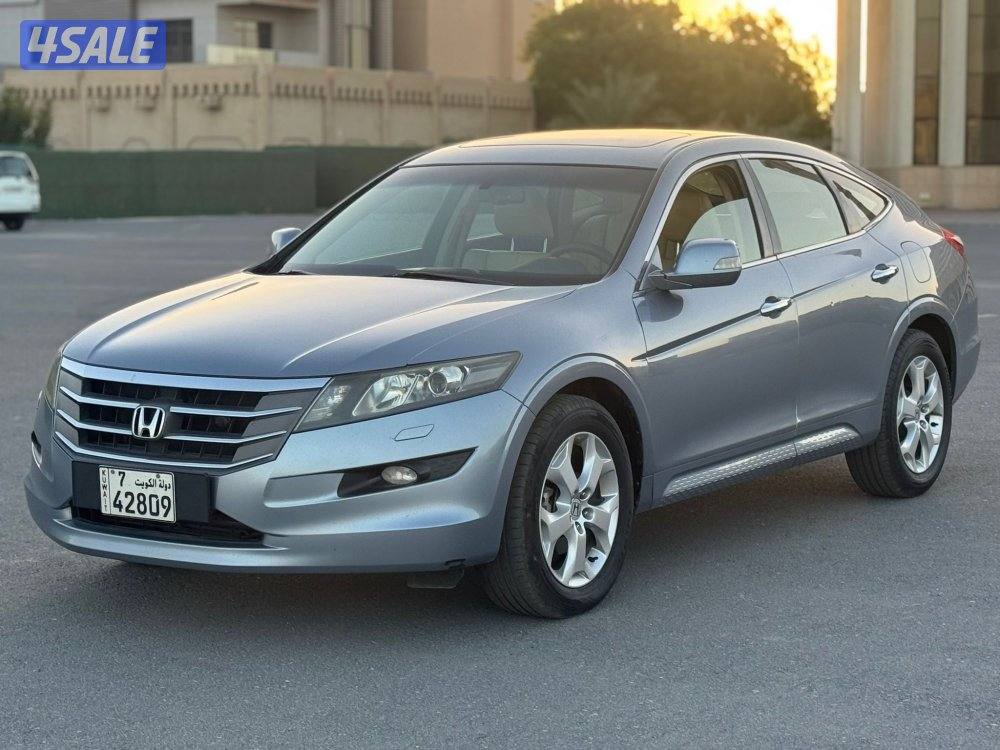 للبيع هوندا بحاله ممتازه سيرفس وكاله7