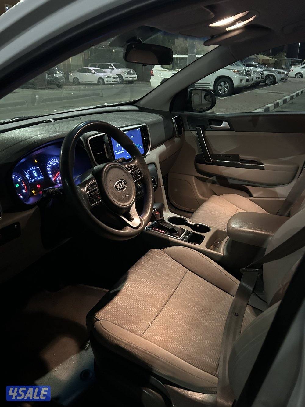 للبيع كيا سبورتاج ماشي 943