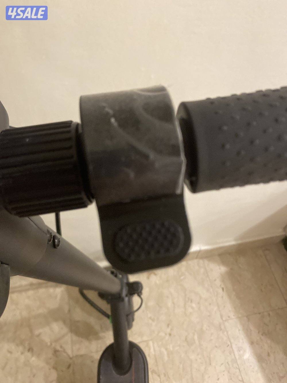 سكوتر نظيف جديد بقراطيسه مو مستعمل سرعته 40 يمشيك لمدة ساعه كامله4