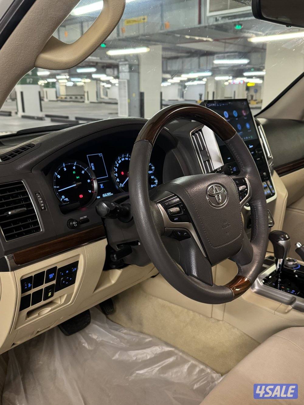 للبيع VXR صبغ الوكالة شرط الفحص8