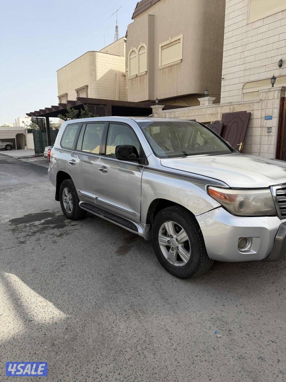 للبيع لاند4