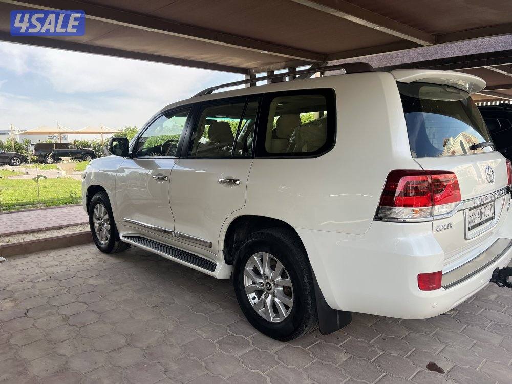 للبيع لاند موديل 20181