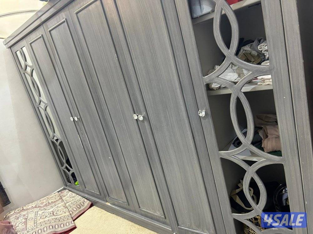 كبتين ملابس بحالة جيدة واحدة من ايكيا1