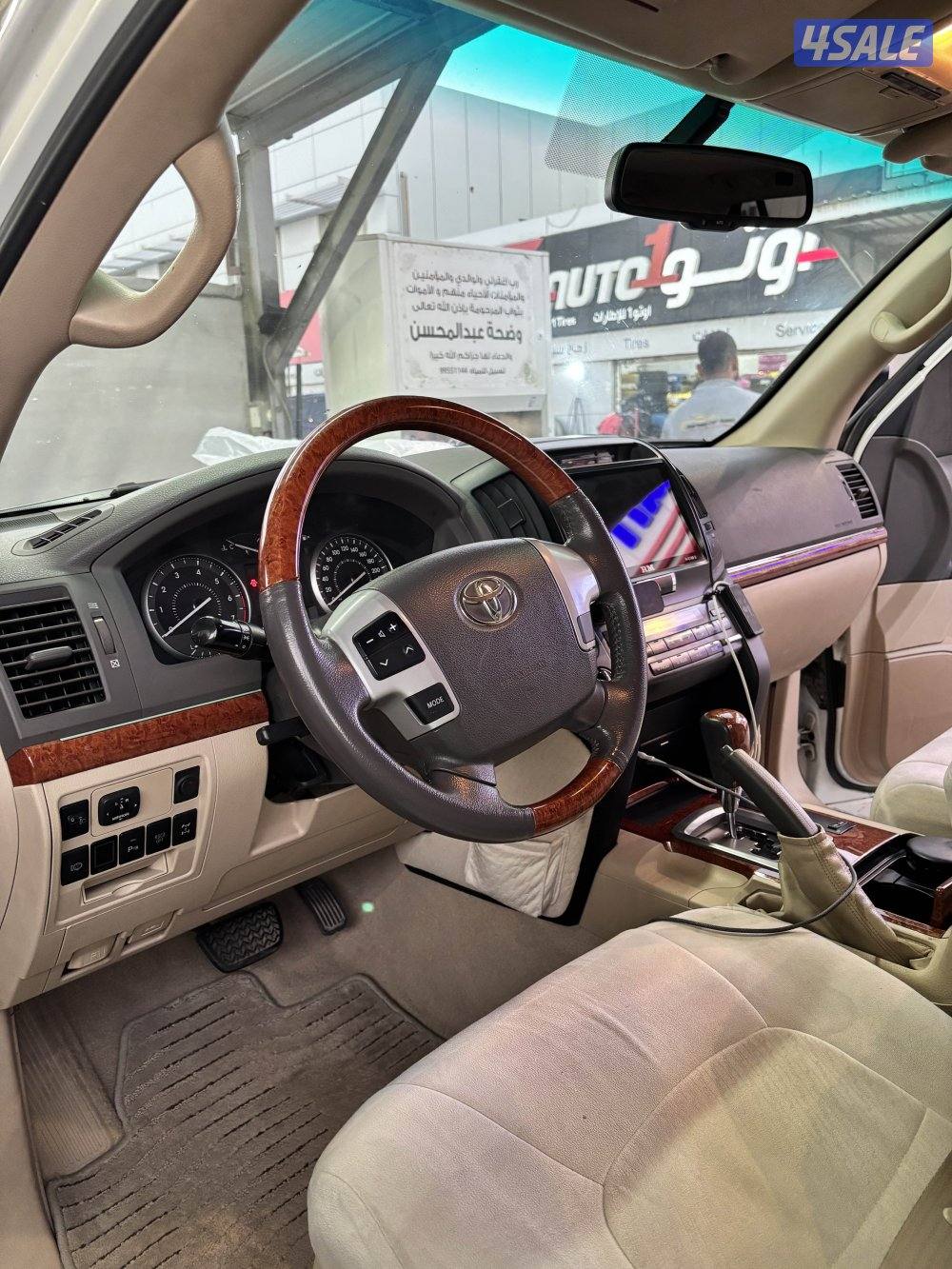 لاندكروزر GXR2