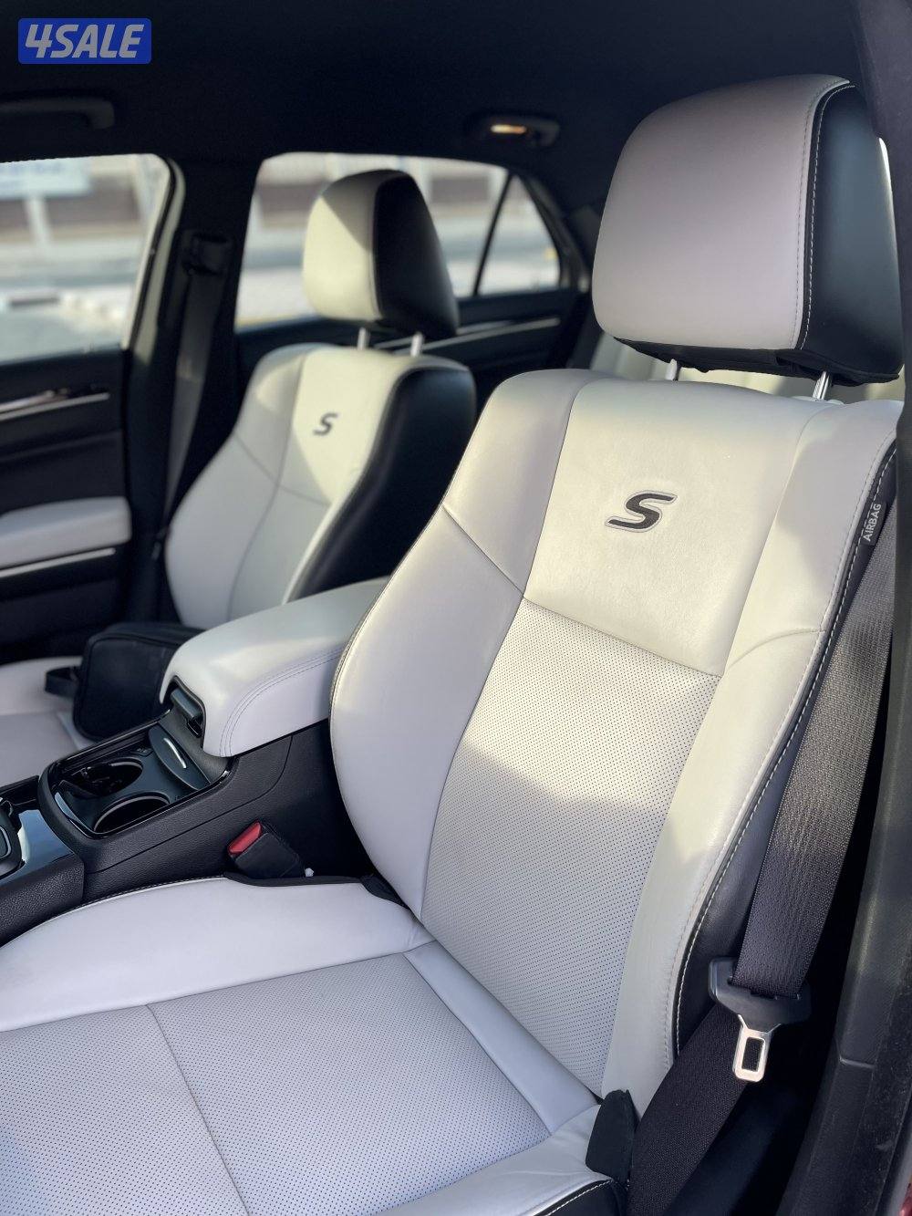 كرايزلر 300s الفل 20215