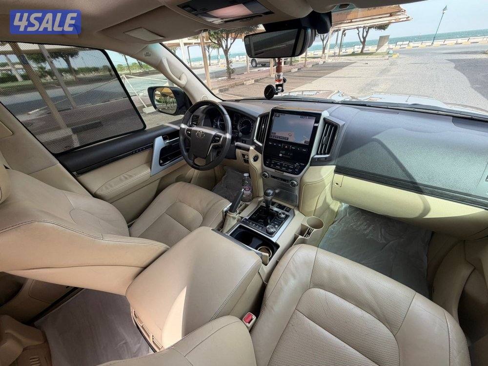 للبيع لاند 2016 vxr صبغ الوكالة6