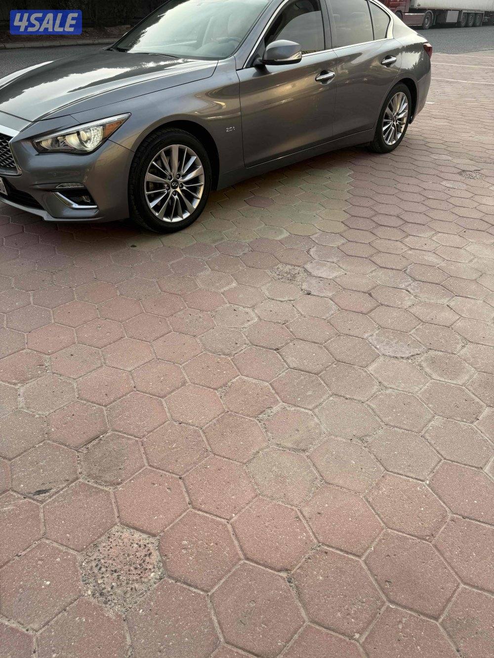 للبيع 2018 إنفينيتي Q50  صبغ الوكالة0