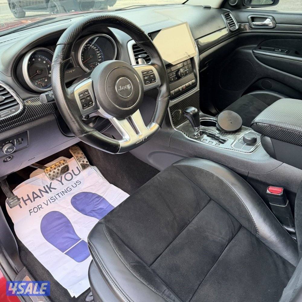 SRT8 Jeep Grand Cherokee 6.4 HEMI Sport7