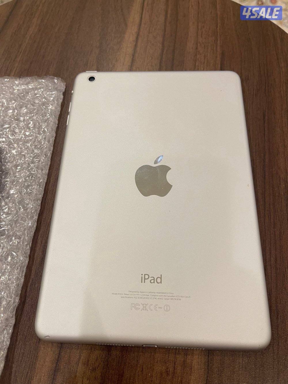 ايباد ميني نظيف تقريبا بدون اي خدوش مع بطارية قوية كالجديد5