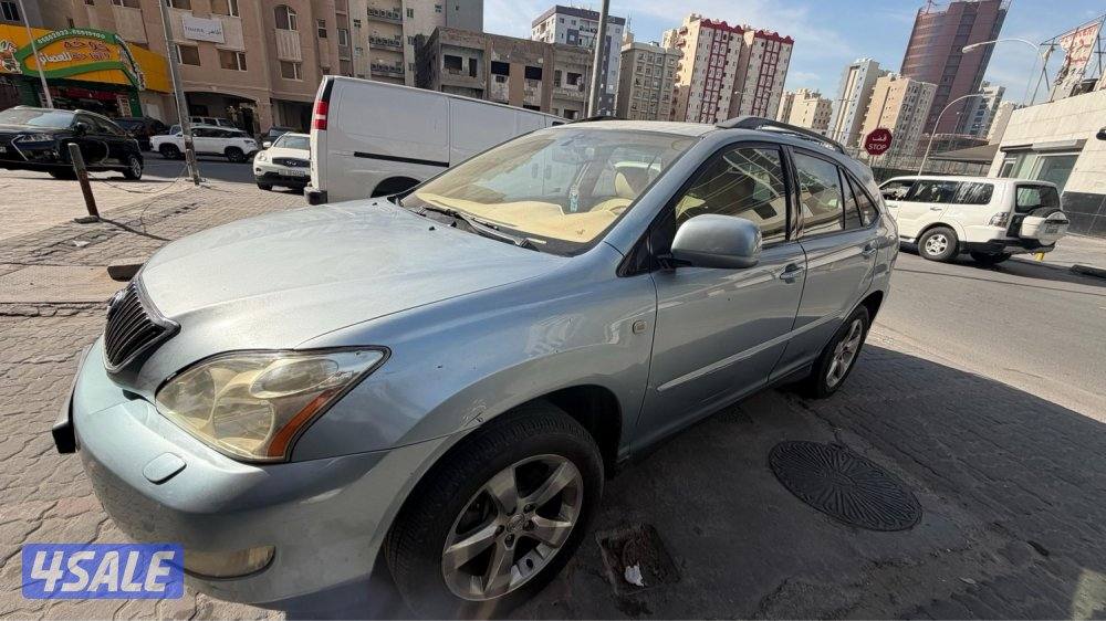 لكزس RX 350 موديل 2004 ماشي 175000 فل اوبشن مكيف ثلج نظيف جدا لون بحري1