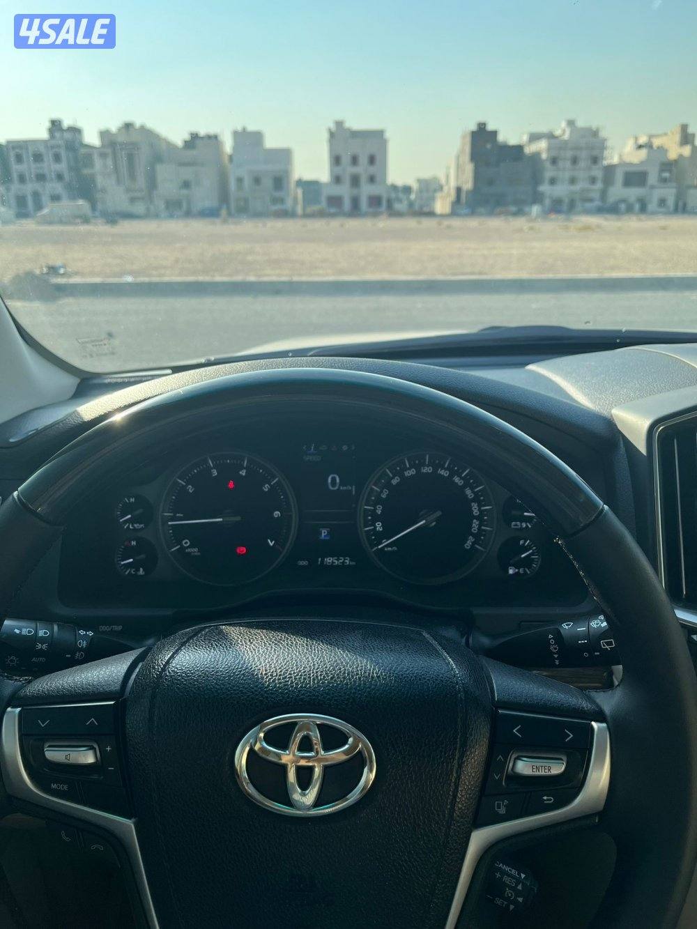 للبيع لاند قروزر مديل ٢٠٢١  وارد الساير5