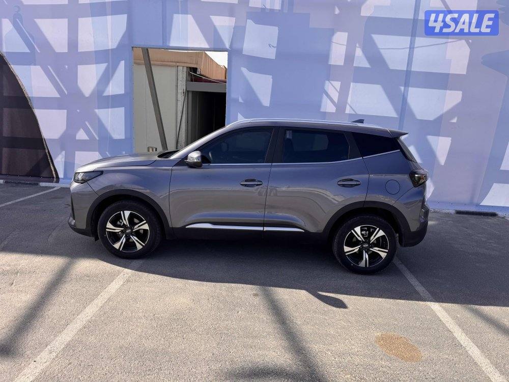 شيري 4 مديل 2025 ماشي 2000شرط الفحص بس قطة واحدة كامل موصفات3