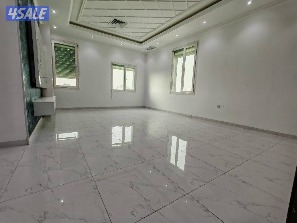 ابوفطيرة شقة مع السطح ٣غرف2