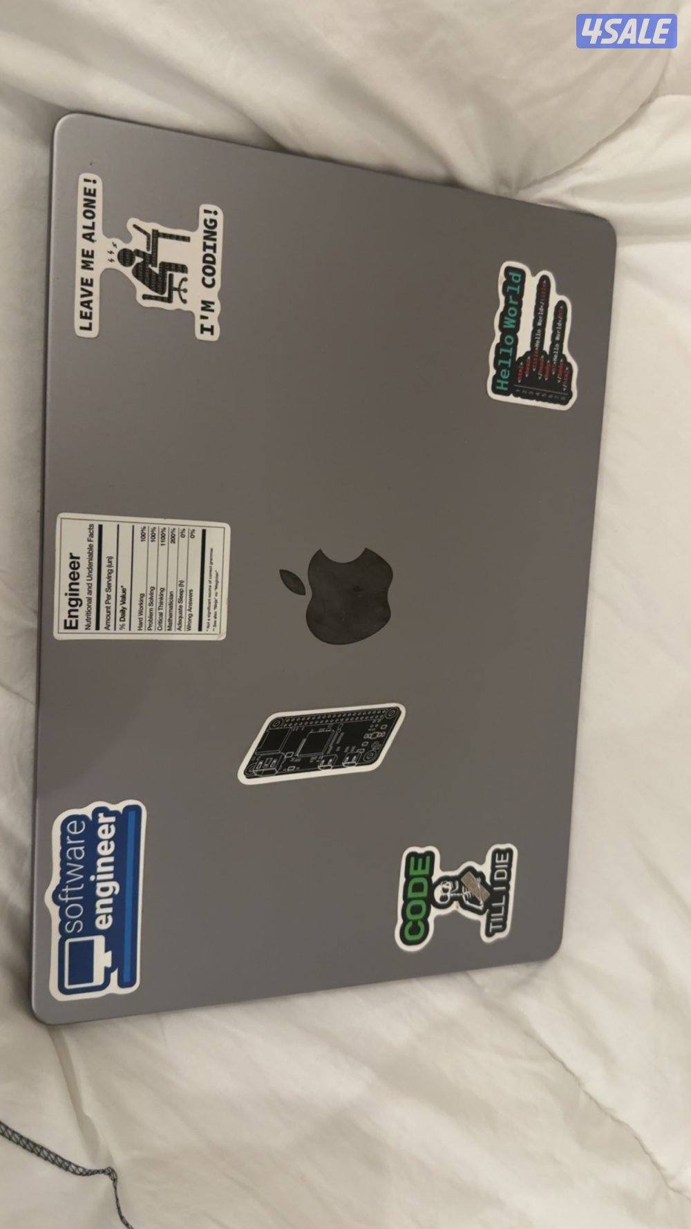 ماك بوك برو M3 للبيع2