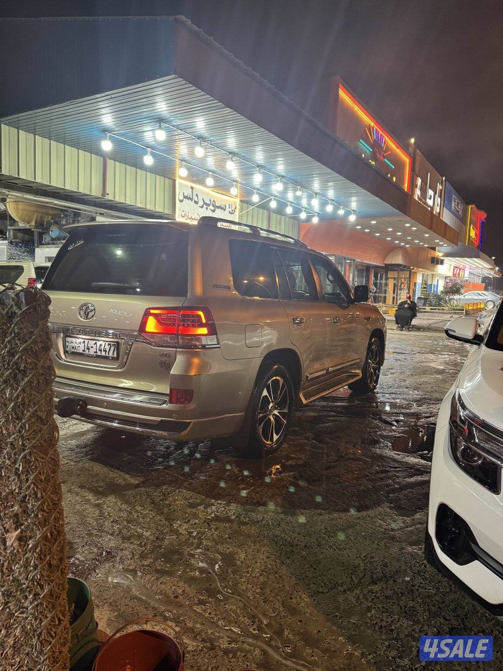 للبيع  لاندكروز  مديل 2016  GXR تبارك الرحمن نظيف توني مسوي له سيرفس1