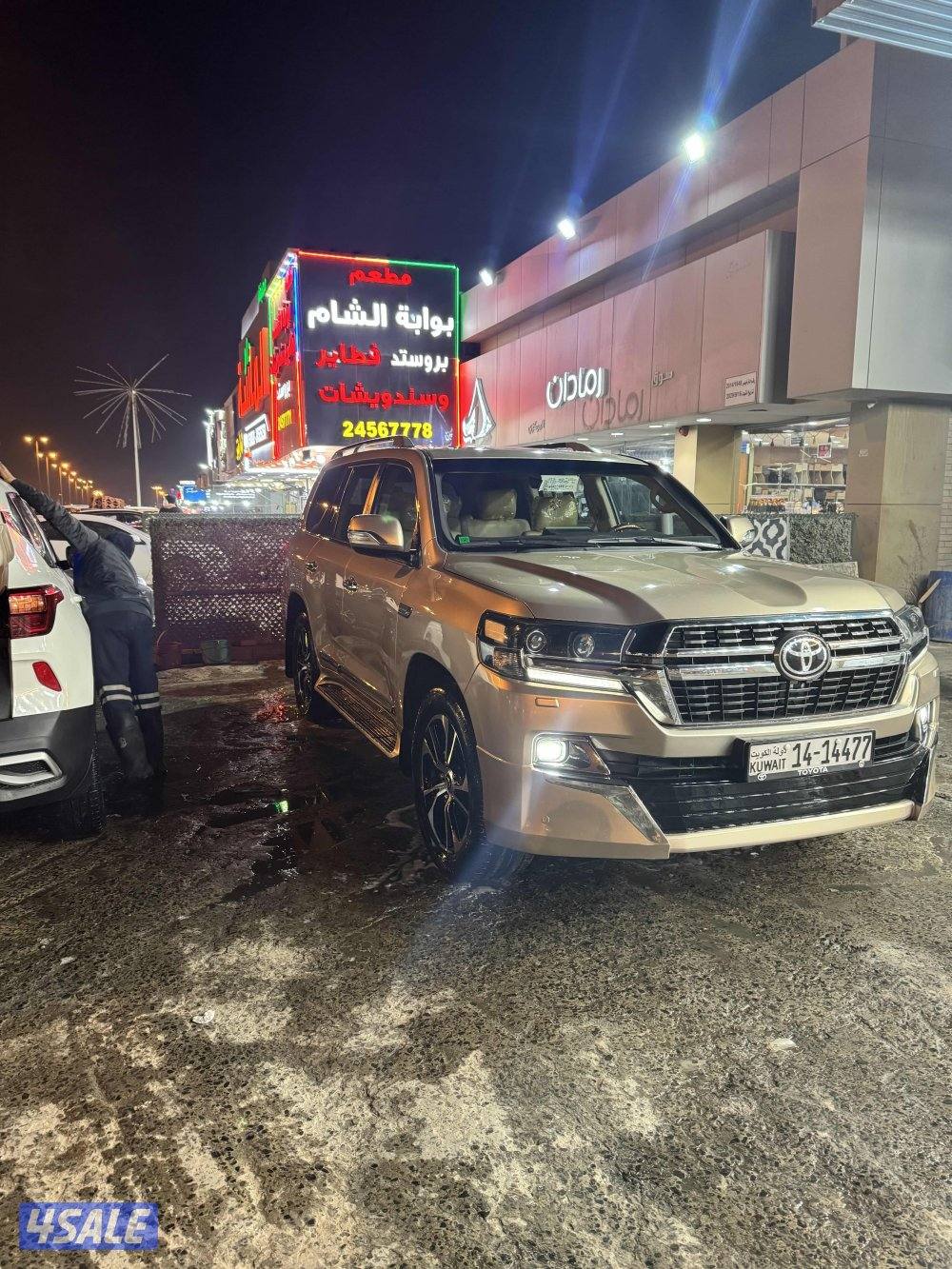 للبيع  لاندكروز  مديل 2016  GXR تبارك الرحمن نظيف توني مسوي له سيرفس2