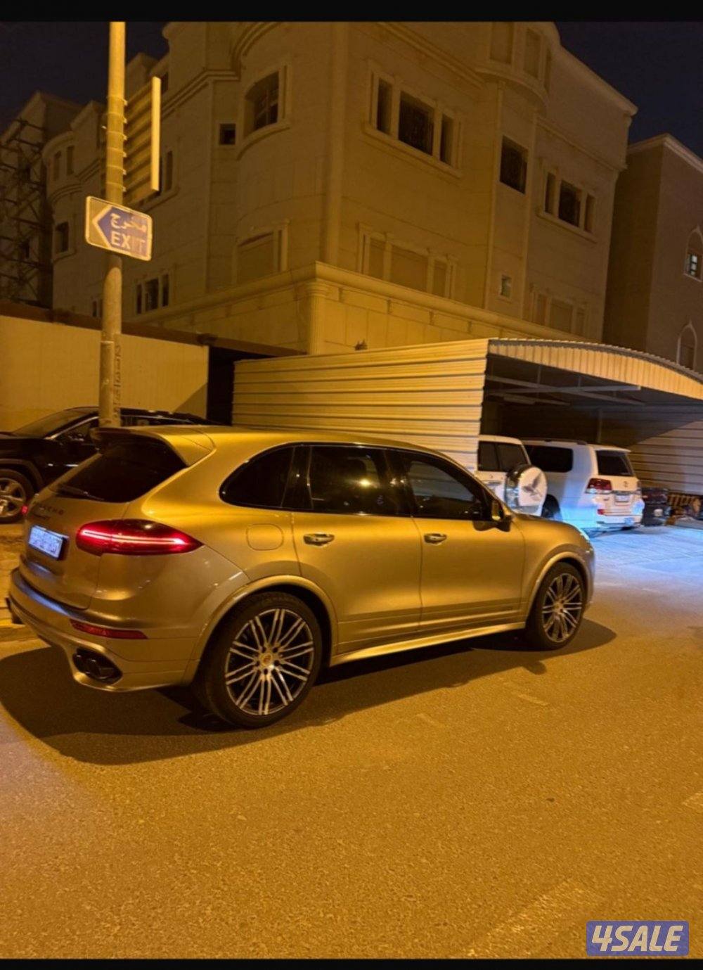 للبيع بورش كايين GTS5