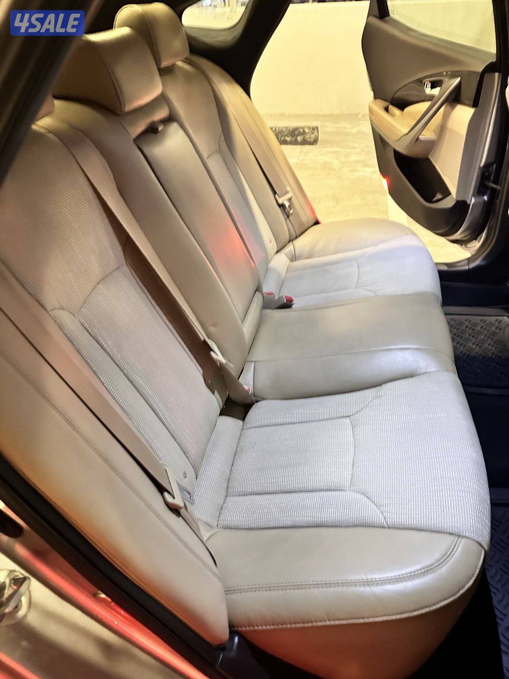 Azera 2014 V6 بحاله نضيف Good Condition11