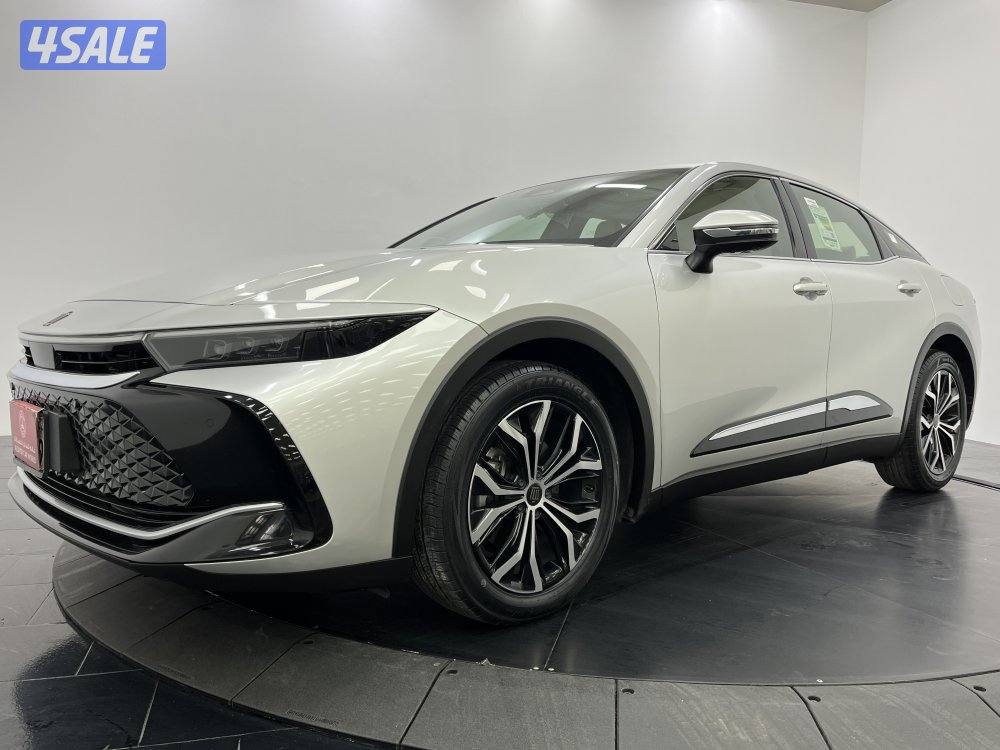 TOYOTA CROWN HYBRID1