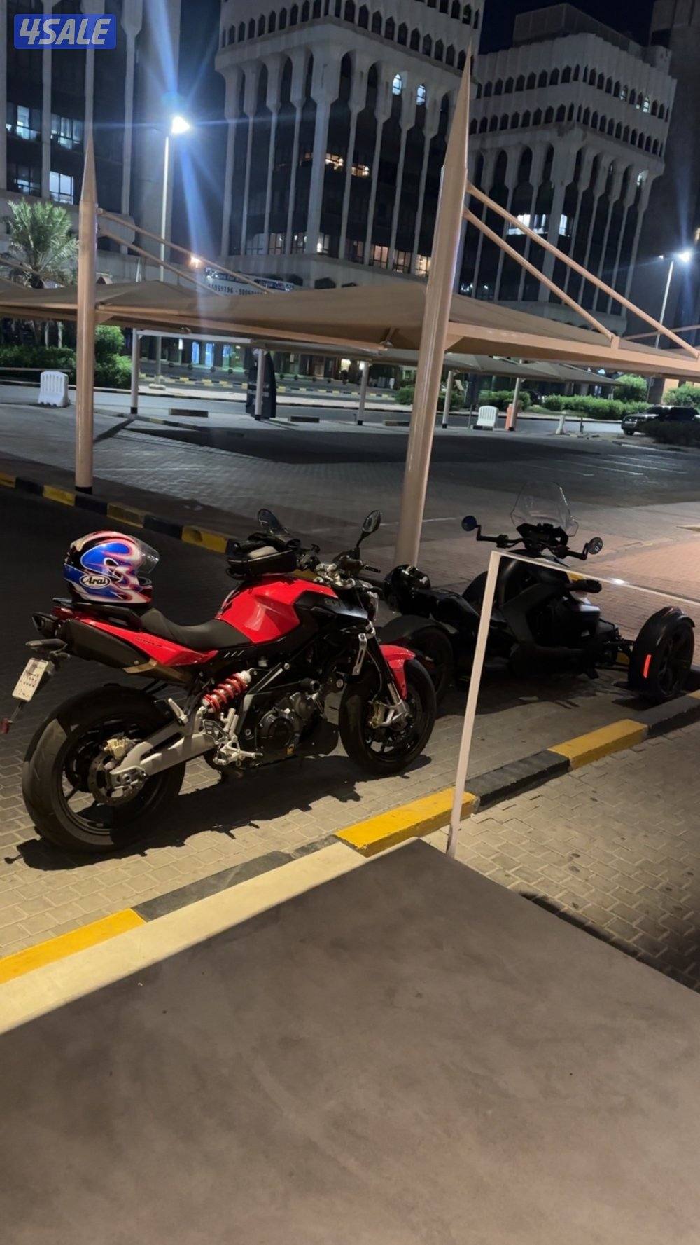 Aprilia shiver 2015.10