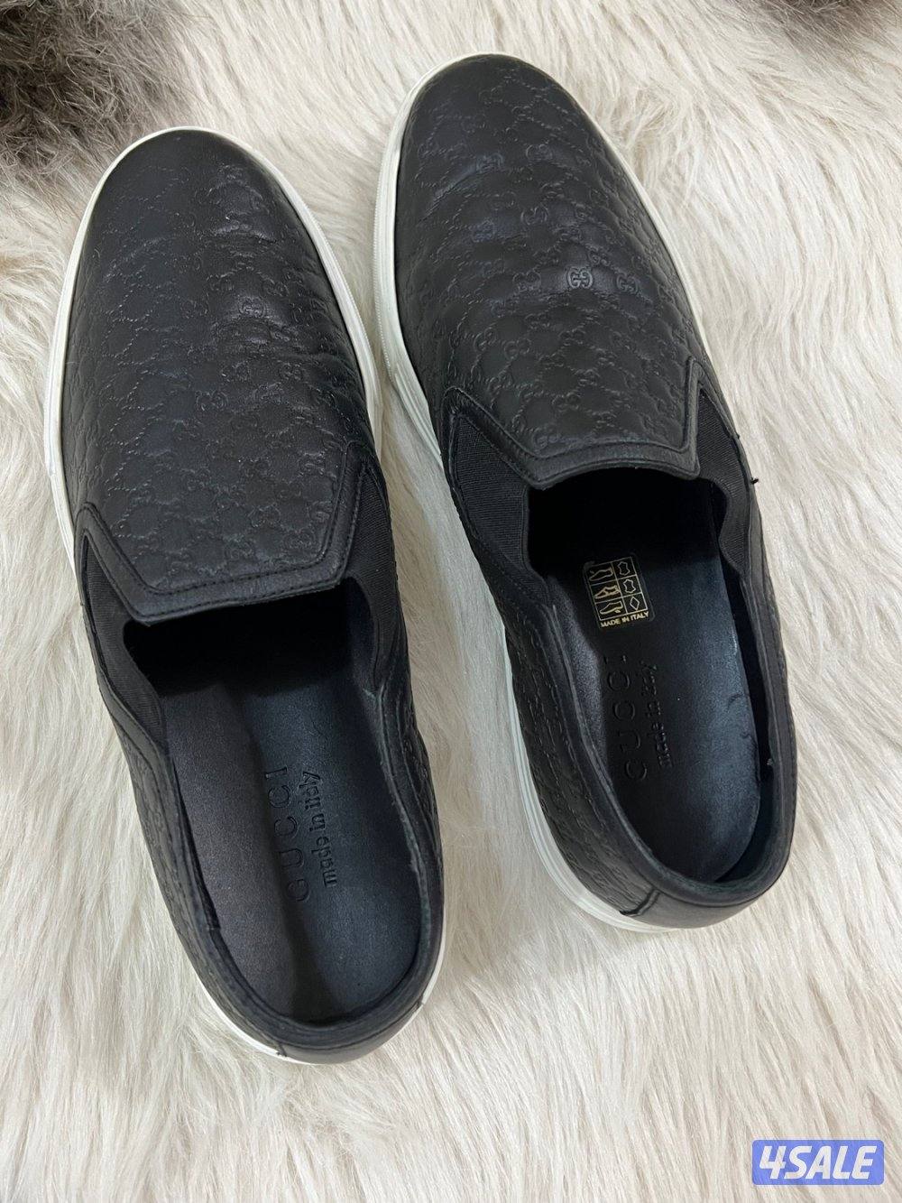 جوتين قوتشي مقاس ٤٣4