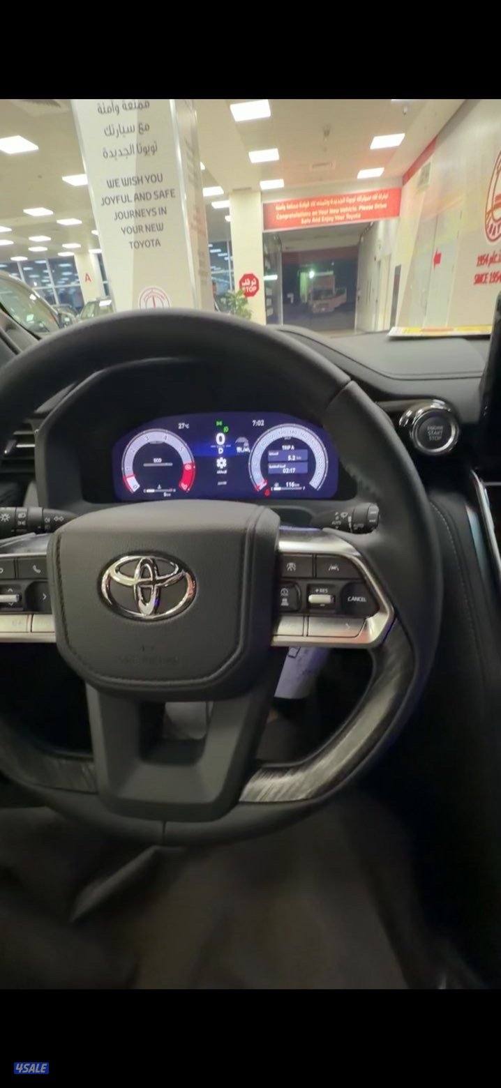 بيعه سريعة للصامل فقط لاند كروزر VXR0