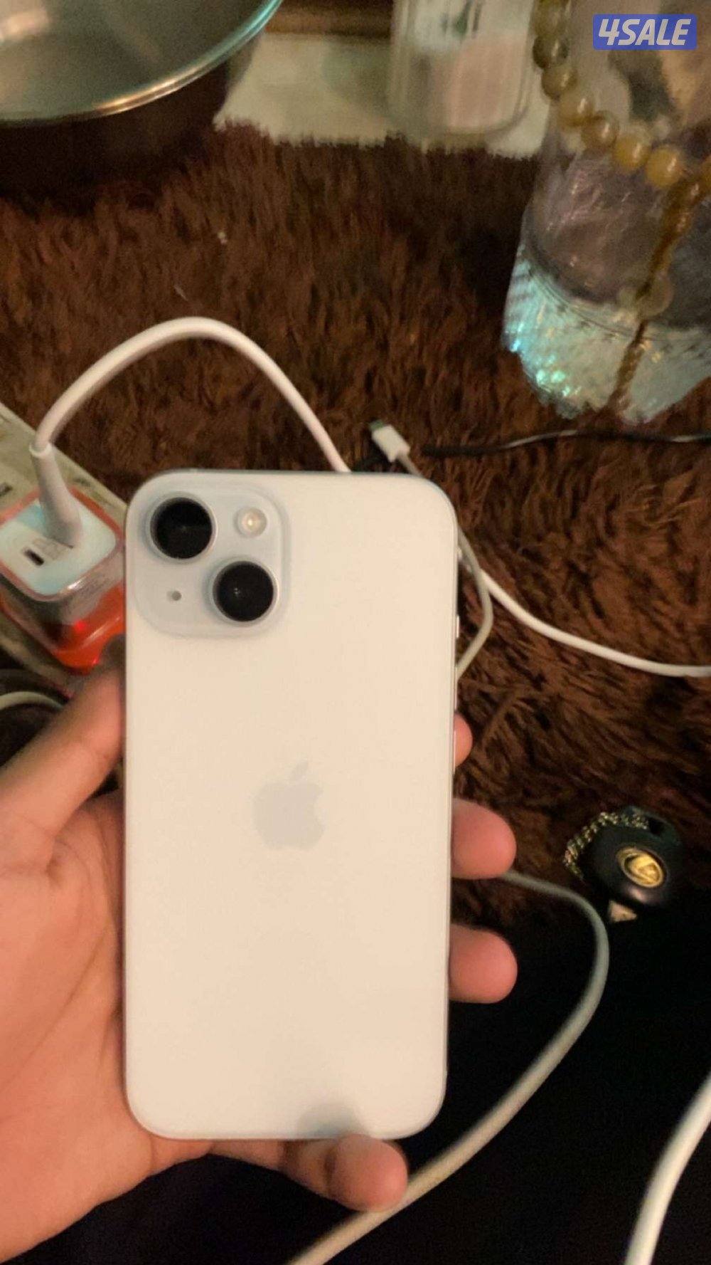 للبيع ايفون ١٥ العادي بطاريته ٩٧ و الشاشه اصليه مع كرتونه استخدام نظيف1