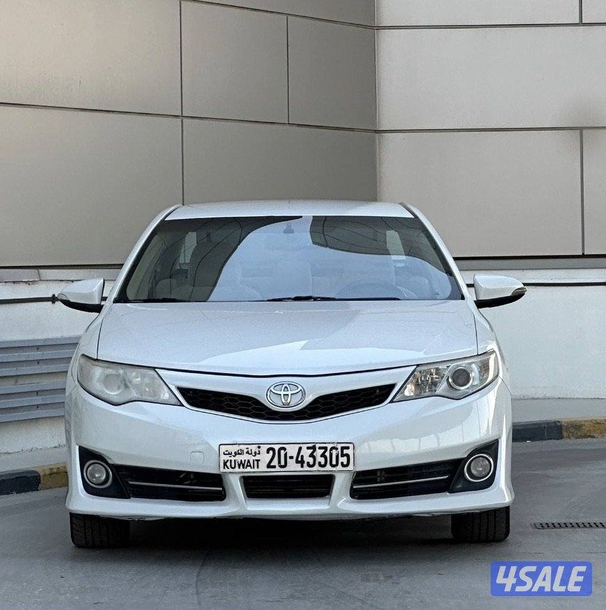 كامري GLX / ٢٠١٢3