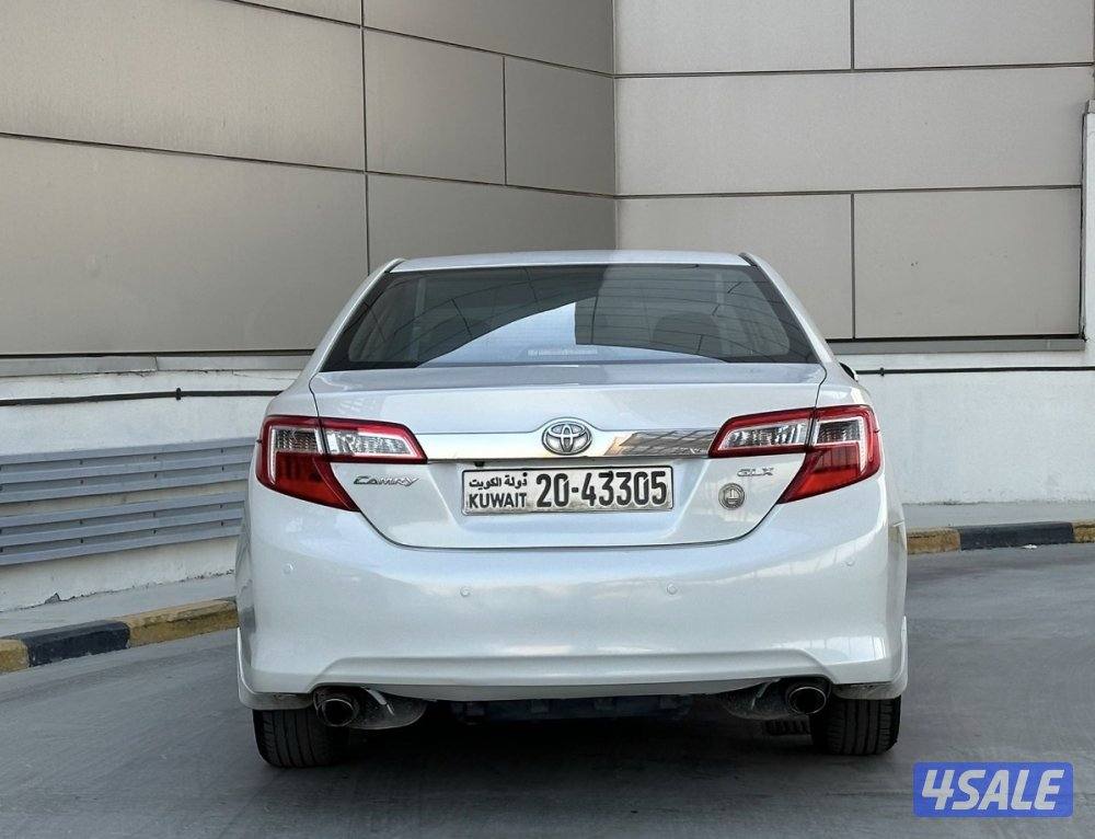 كامري GLX / ٢٠١٢4