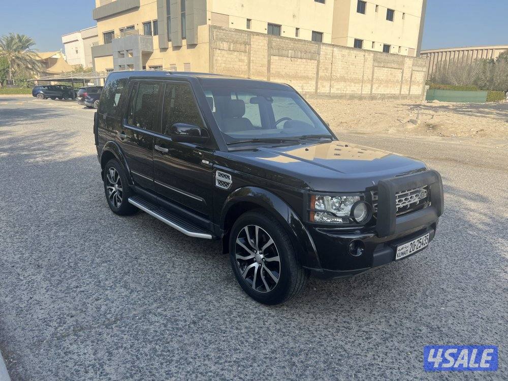 2012 لاندروفر LR40