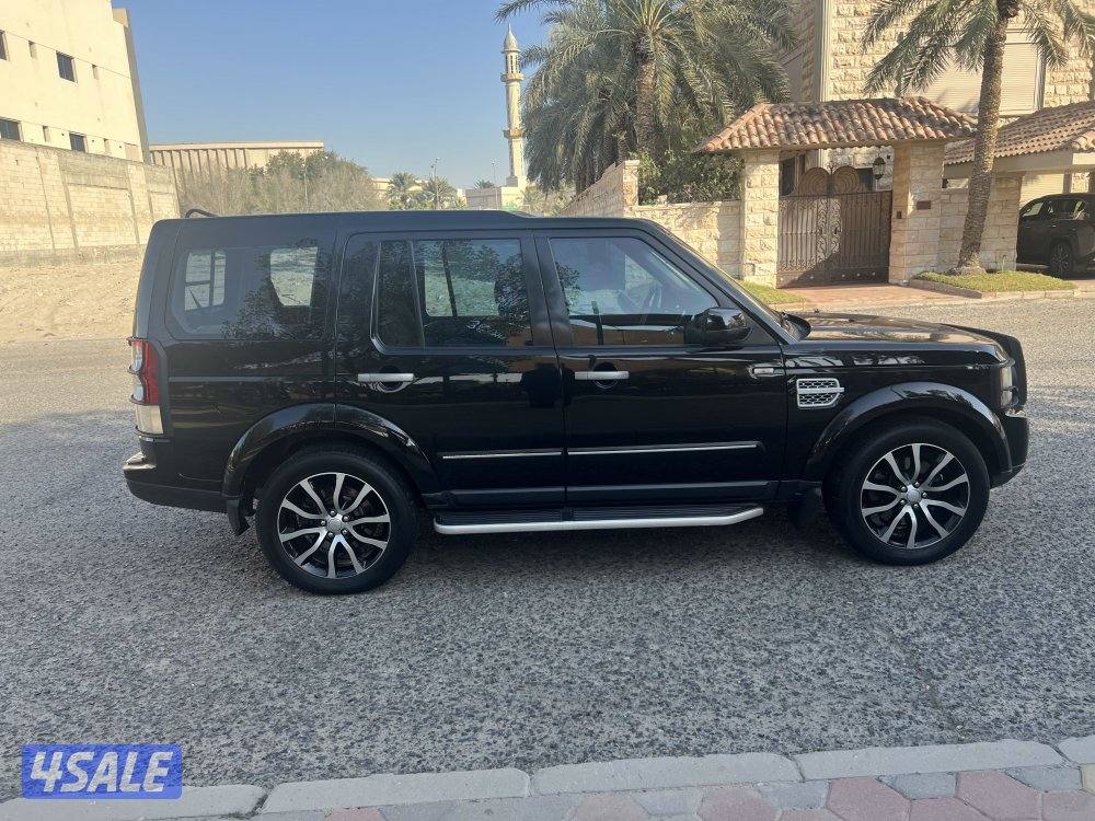 2012 لاندروفر LR41
