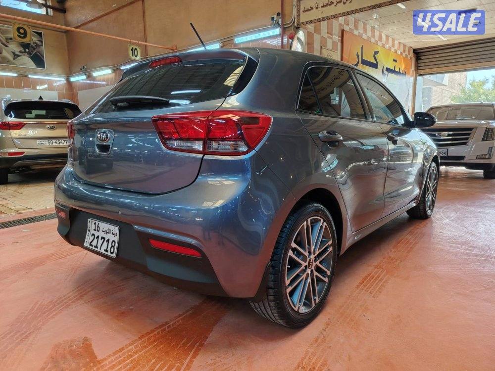 للبيع كيا ريو موديل ٢٠١٨ صبغ الوكالة2