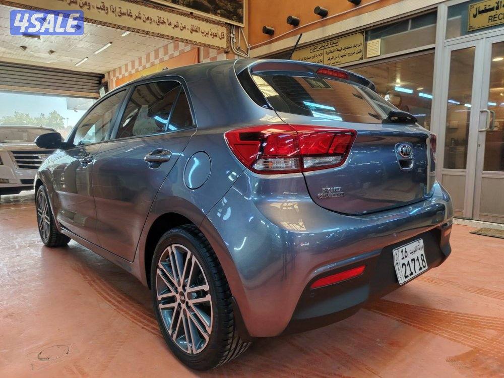 للبيع كيا ريو موديل ٢٠١٨ صبغ الوكالة9