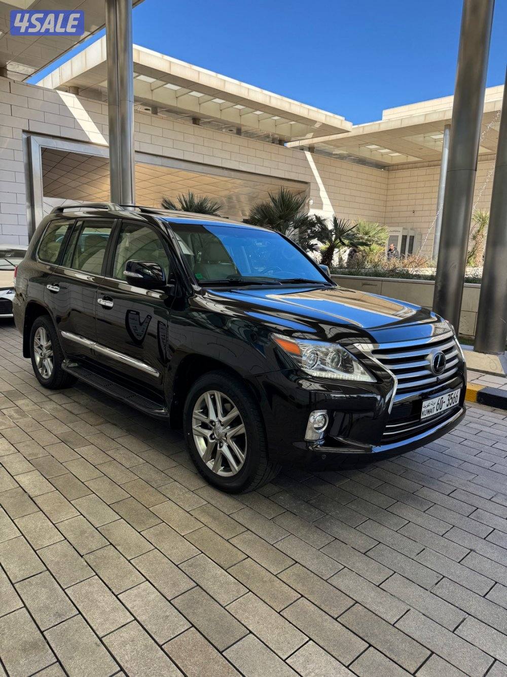 لكزس LX570 الدرجه الاولى بحاله ممتازه. صبغ الوكاله.2