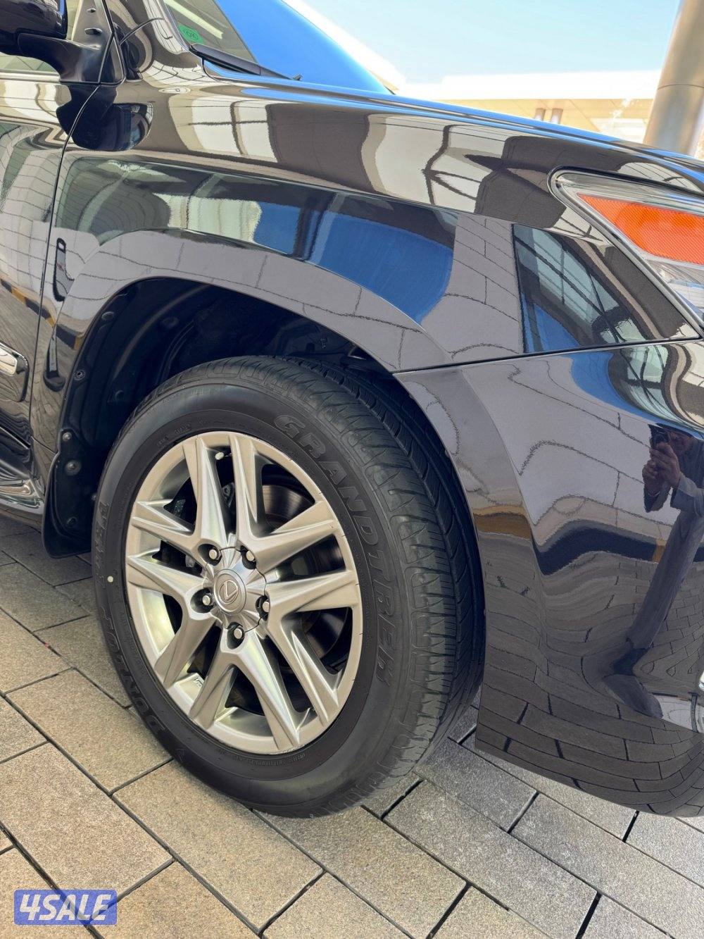 لكزس LX570 الدرجه الاولى بحاله ممتازه. صبغ الوكاله.9