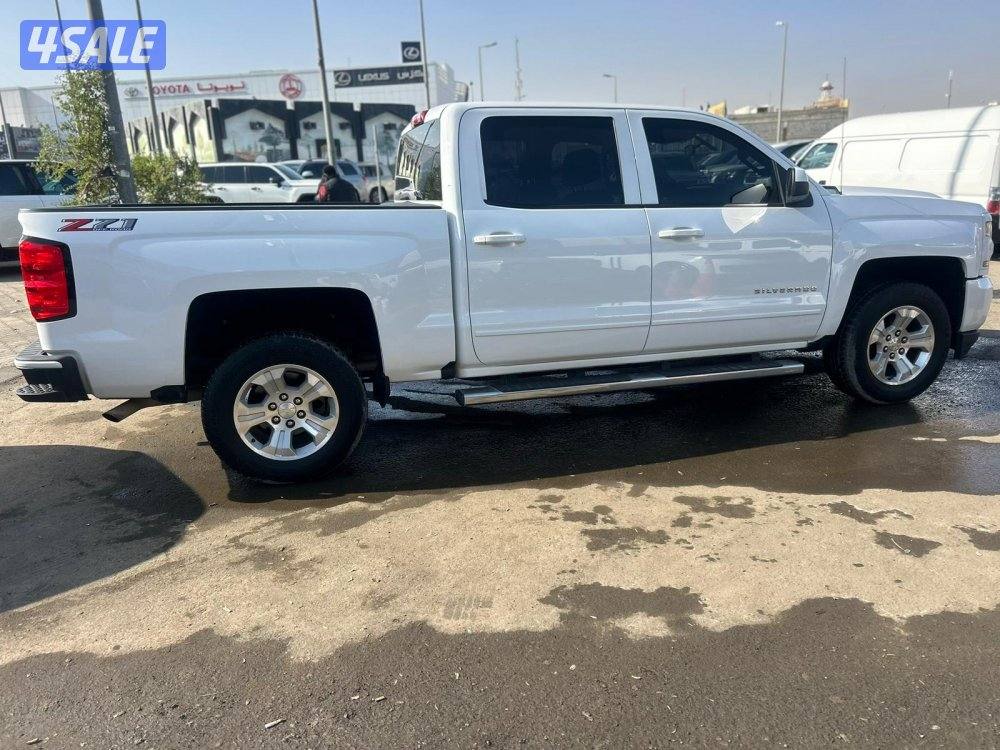شيفرولية سلفرادو Z71 موديل 2018 ماشى 170.000 k.m  وارد الخليج .2