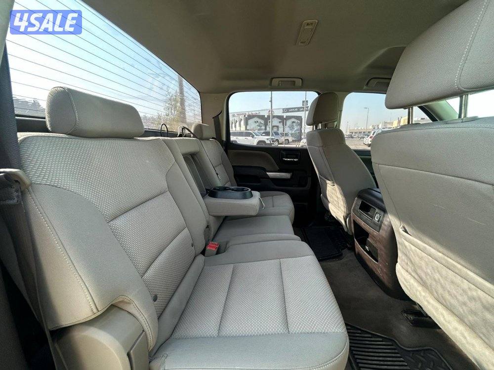 شيفرولية سلفرادو Z71 موديل 2018 ماشى 170.000 k.m  وارد الخليج .4